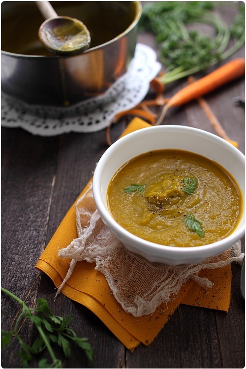 Soupe de carottes fanes au ras el hanout - chefNini
