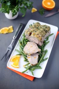 Roti De Veau En Croute Veau Rôti Moutarde Feuilletée Oignons Croûte 27 Rôti de veau en croûte gremolata - chefNini
