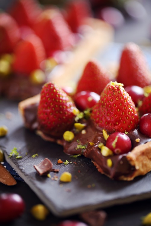 tarte-chocolat-fraises-cranberries5